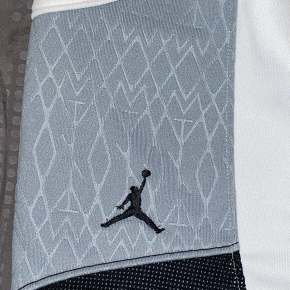 Retro Jordan shorts size large - Picture 3 of 4